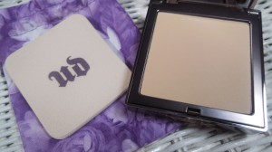 Urban Decay Finishing Powder, Travel Case, & UD Sponge