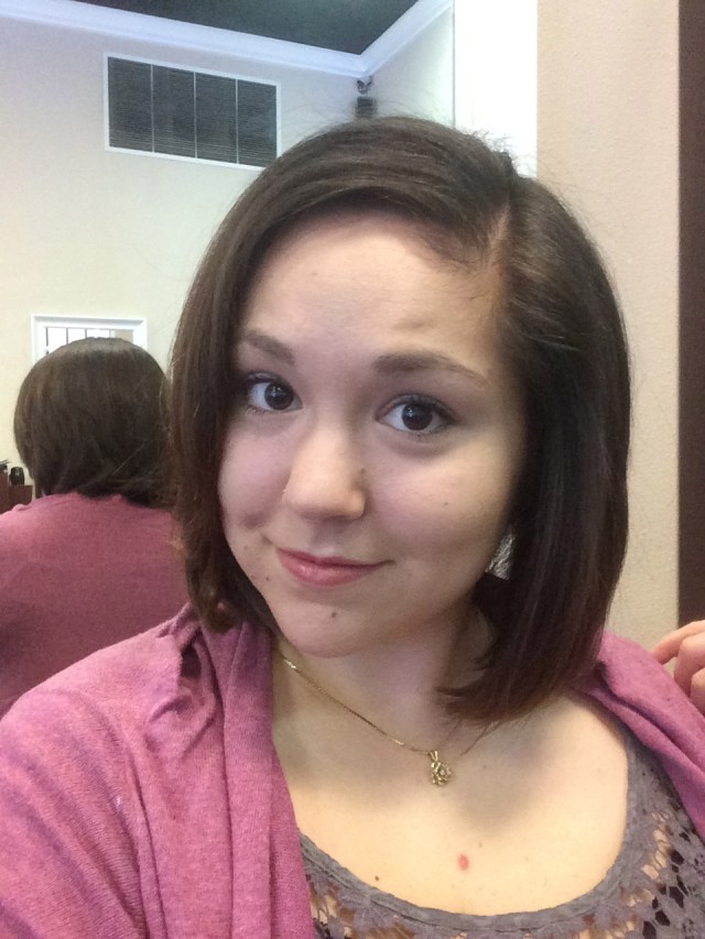 Back view. If anyone is wondering, I have very thick but fine hair with somewhat of a wave to it. I asked for an above the shoulder cut with soft, blendable layers, that was full & bouncy & didn't frame the face too much as I have a very round face which doesn't often work well with short hair.